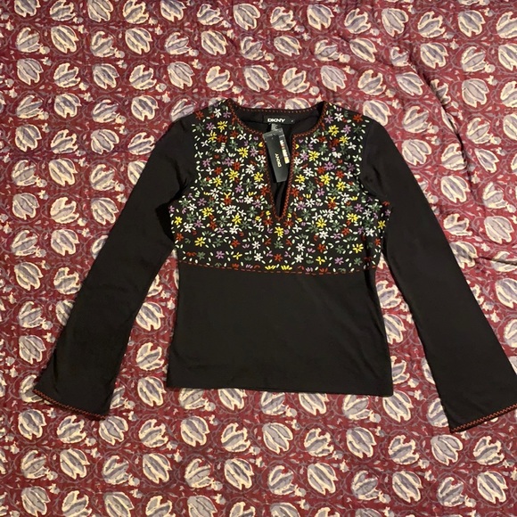Dkny Tops - NEW w tags DKNY black flowered top, size petite